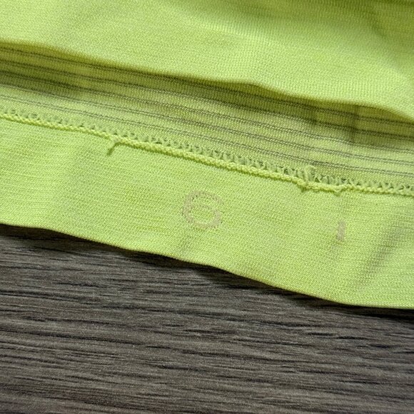 Lululemon Women's Swiftly Tech Short Sleeve Crew - Light Green - Picture 4 of 6